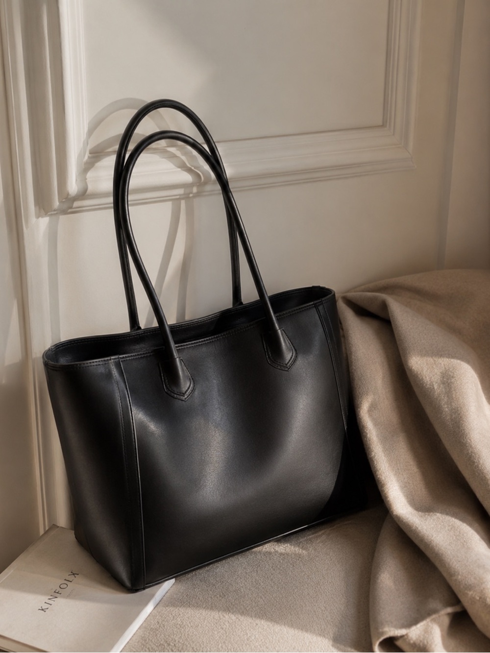 NEVER USED Minimalist Black Tote with zipper: Perfect for school and work - Picture 1 of 4